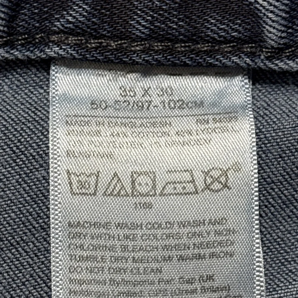 Banana Republic Traveler Jeans Mens 35x30 Blue Denim Stretch Regular Straight